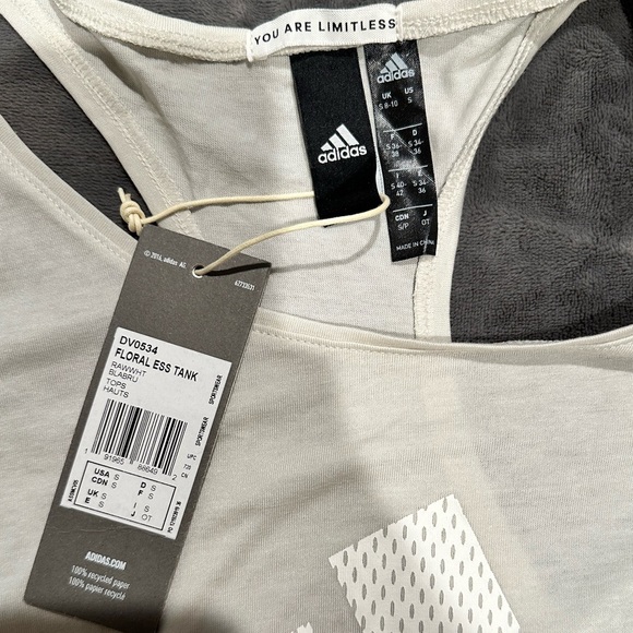 NWT Adidas Floral Ess Tank beige gray Small S - Picture 8 of 11